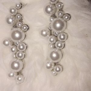 (New) Pearl drop earrings